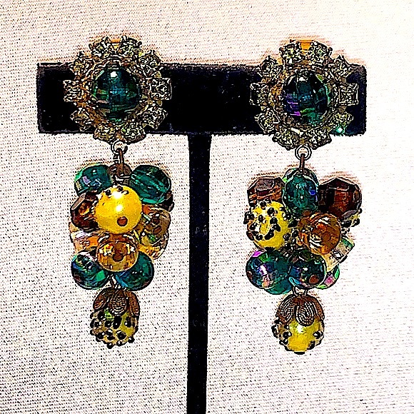 HOBE EARRINGS DANGLE CLIP 2 1/2 INCH VINTAGE GREEN YELLOW BROWN CRYSTALS - Picture 3 of 11